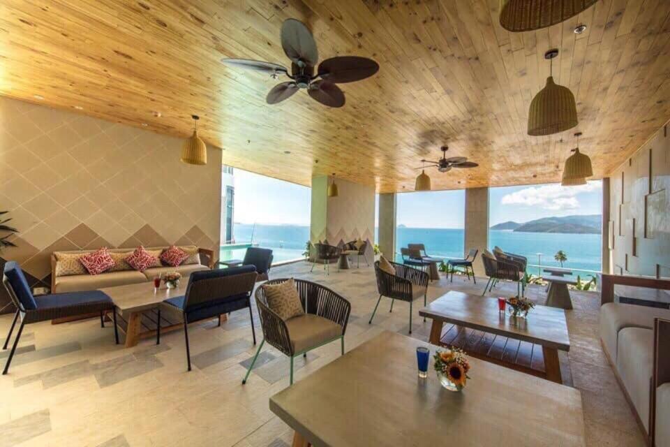 Panorama Ocean View Luxury Apartment Nha Trang Exteriör bild